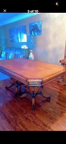 Free delivery used Wooden Dining Table with 4 chairs