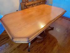 Free delivery used Wooden Dining Table with 4 chairs - Photo 2
