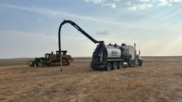 Hydrovac and Stone Slinger Services - Photo 4
