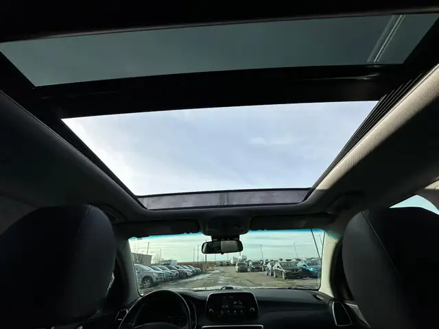 2021 Hyundai Tucson Preferred AWD | Bluetooth, Back Cam, Sunroof - Photo 18