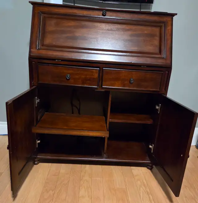 COMPUTER OFFICE DESK - Photo 2