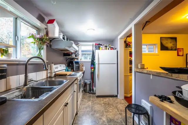 Cozy 1-Bedroom Cottage in Quiet Uphill – Steps to Parks & Trails - Photo 8