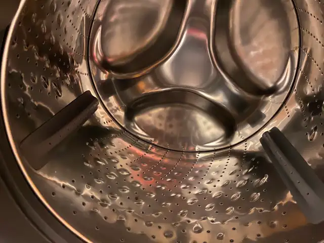 Front load Washer/ Dryer Combo - Photo 4