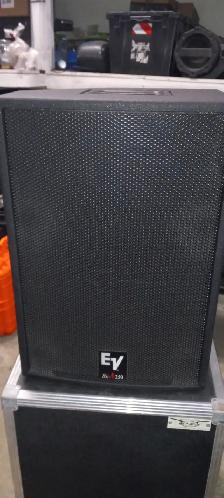 EV SXA250 POWERED SPEAKERS - Photo 2