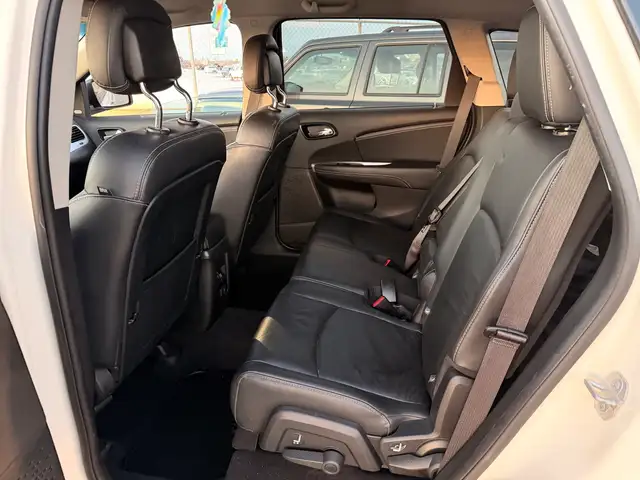 2018 Dodge Journey GT AWD, Clean Carfax, BackUp Camera, Leather - Photo 9
