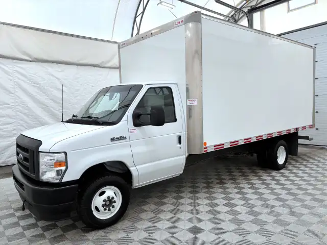 2024 Ford E-Series Cutaway