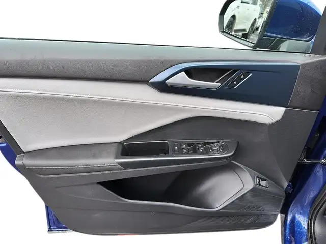 2024 Volkswagen Taos Comfortline Comfortline | Leather | Adap... - Photo 13