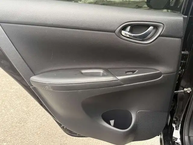 2019 Nissan Sentra NO ACCIDENTS l 1.8L l FWD l Eco l Bluetooth l - Photo 11