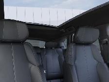 2026 Cadillac OPTIQ - Photo 24