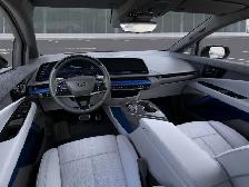 2026 Cadillac OPTIQ - Photo 15