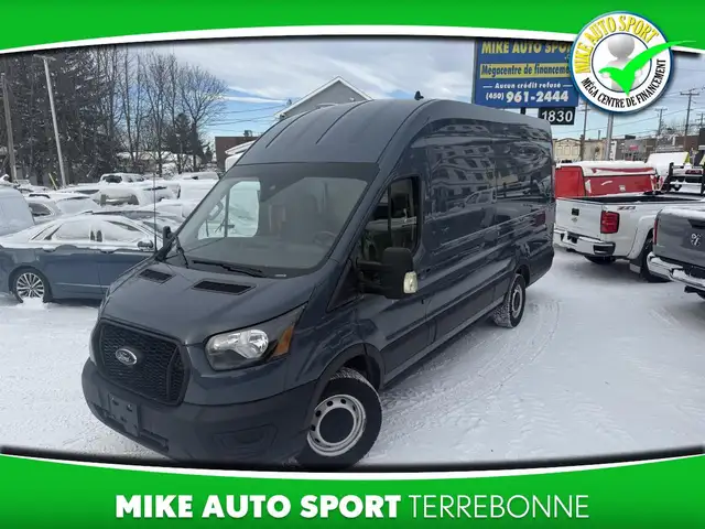 Ford Transit T-250 EL PA toit surélevé 148 po PNBV de 9 070 lb 2