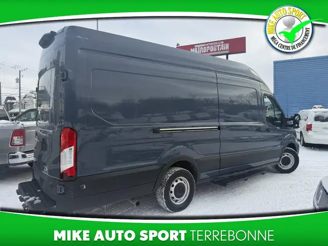 Ford Transit T-250 EL PA toit surélevé 148 po PNBV de 9 070 lb 2 - Photo 4