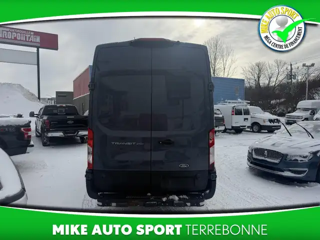 Ford Transit T-250 EL PA toit surélevé 148 po PNBV de 9 070 lb 2 - Photo 5