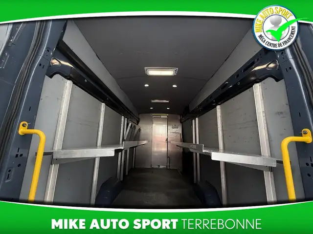 Ford Transit T-250 EL PA toit surélevé 148 po PNBV de 9 070 lb 2 - Photo 7