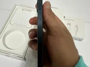 iPhone 13 mini 128gb Airpods/Fast Charger/Delivery - Photo 2