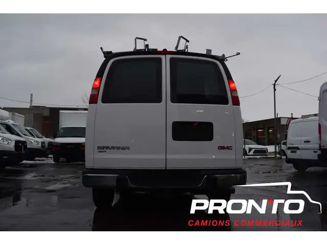 2017 GMC Savana Cargo Van 2500  4.8L V8  FULL RACK  Hitch - Photo 6