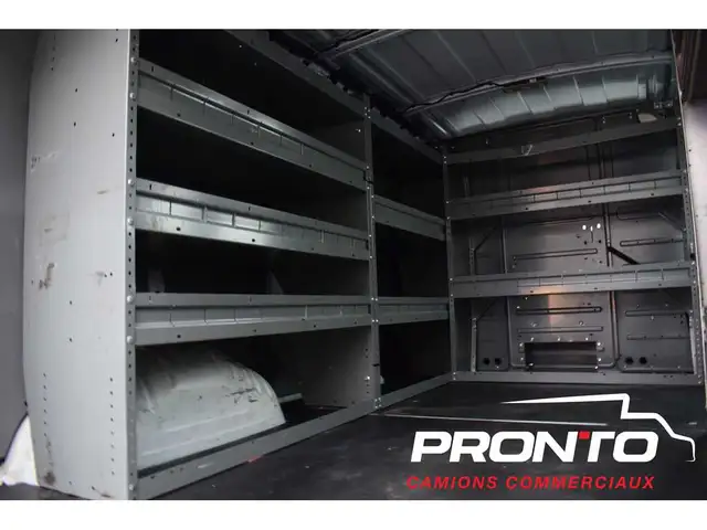 2017 GMC Savana Cargo Van 2500  4.8L V8  FULL RACK  Hitch - Photo 10