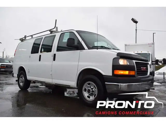 2017 GMC Savana Cargo Van 2500  4.8L V8  FULL RACK  Hitch - Photo 11