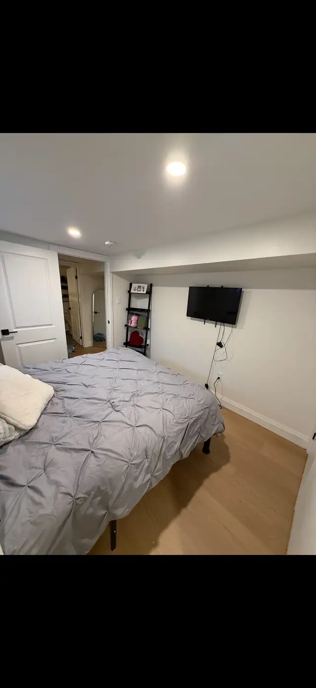 1 Bedroom 1 Bathroom Rental - Photo 2