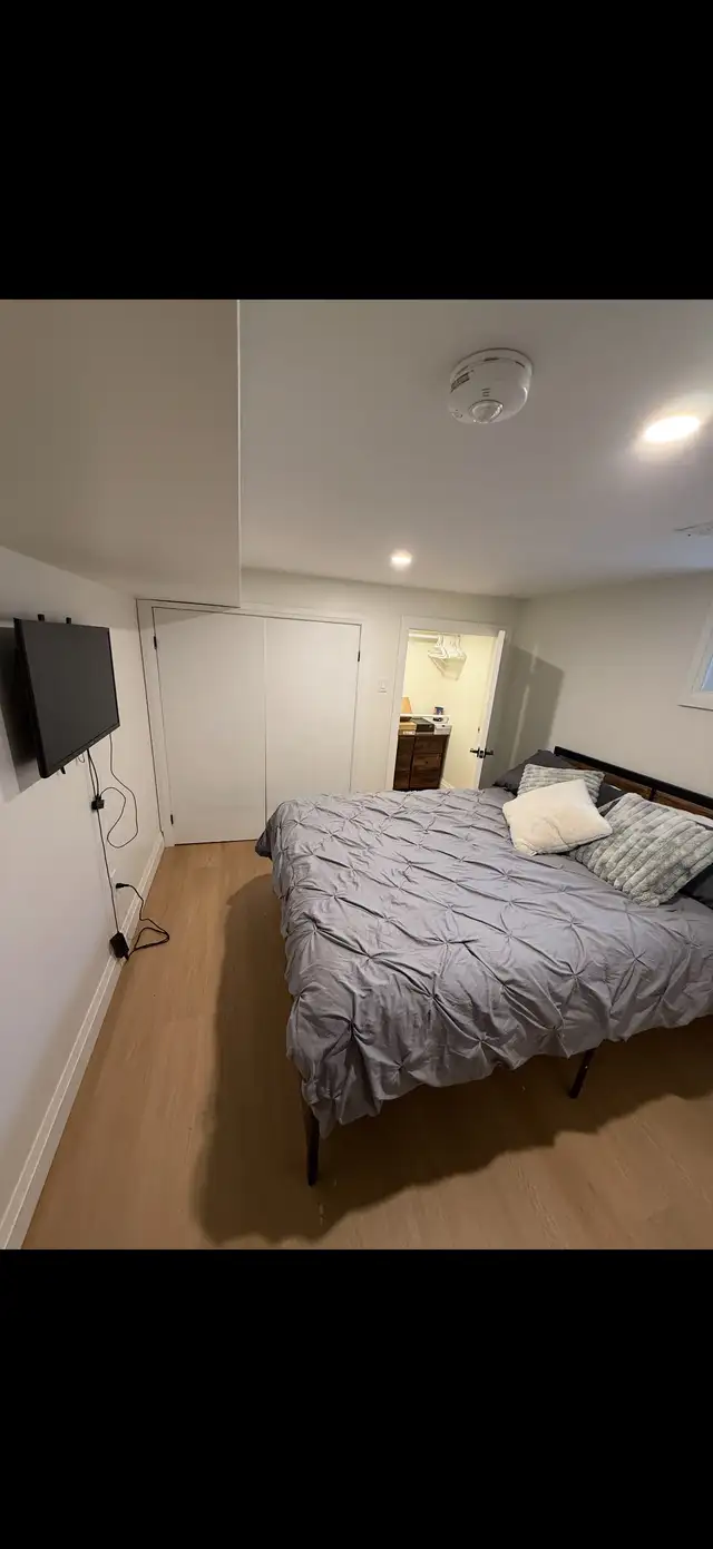 1 Bedroom 1 Bathroom Rental - Photo 3