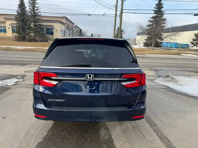 2022 Honda Odyssey EX-L - Photo 5