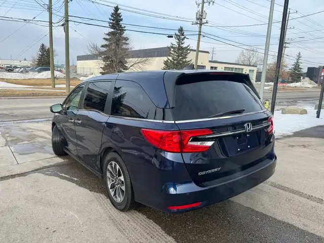 2022 Honda Odyssey EX-L - Photo 6