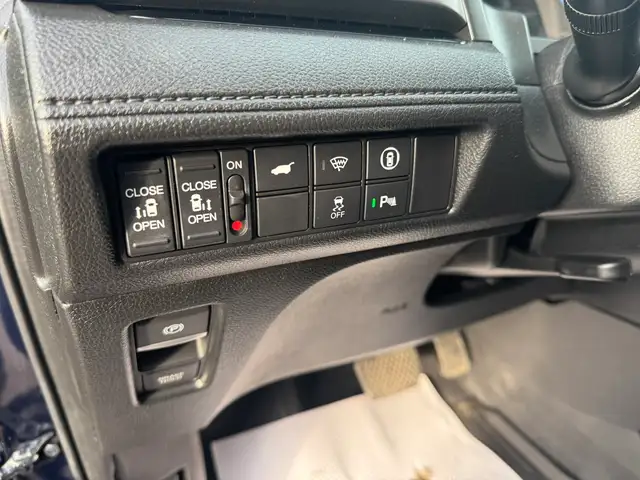 2022 Honda Odyssey EX-L - Photo 13