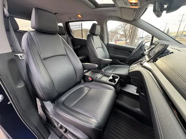 2022 Honda Odyssey EX-L - Photo 16