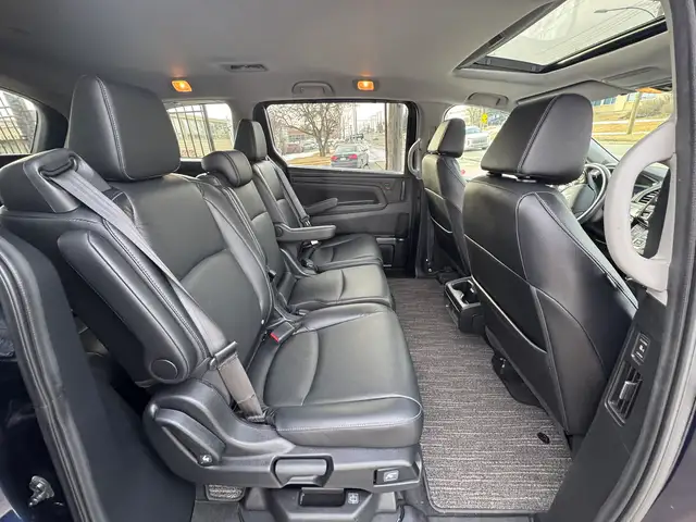 2022 Honda Odyssey EX-L - Photo 19