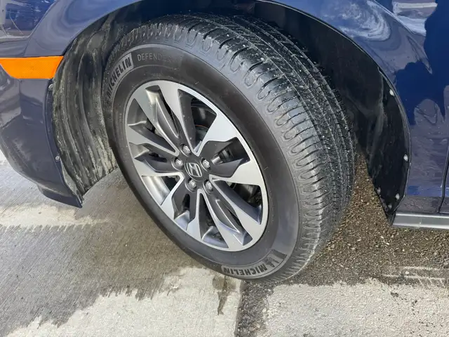 2022 Honda Odyssey EX-L - Photo 25