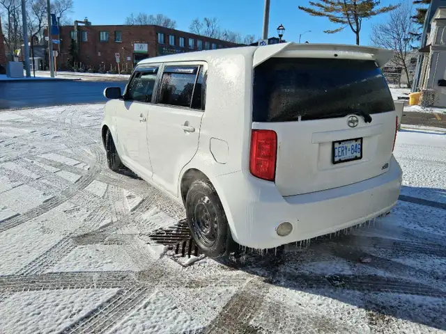 2009 Scion XB - Photo 4