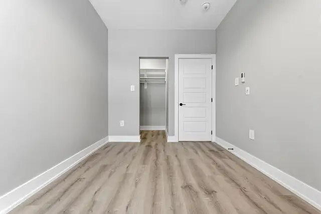 Stunning New One Bedroom Plus Den - Photo 5