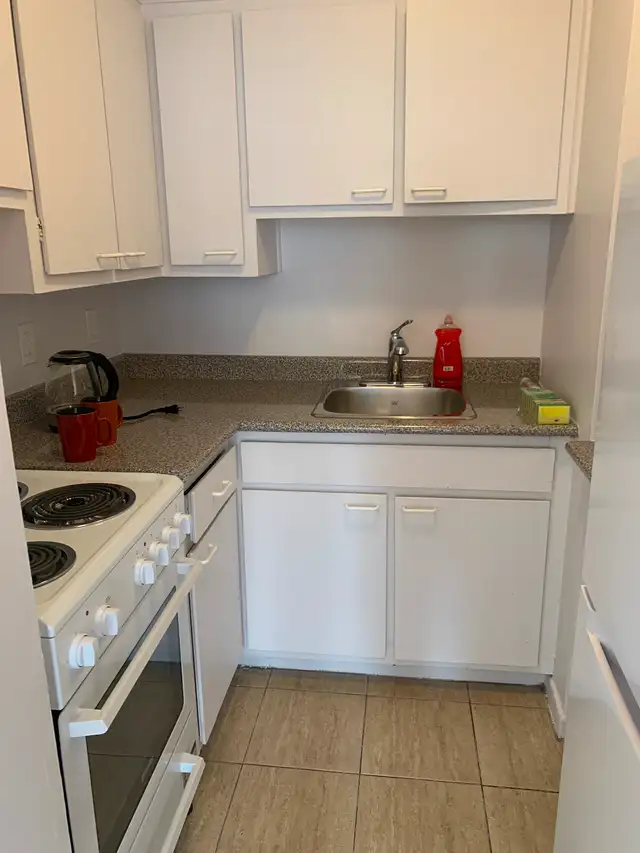 Chambre à louer room for rent downtown - Photo 3