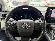 2022 Toyota Sienna LE 8-Passenger - Photo 16
