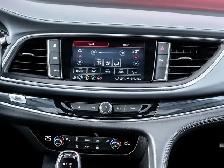 2021 Buick Enclave Essence - 7 Seater | Captain Seats | Pano Sun - Photo 17