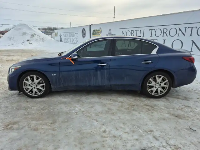 2018 INFINITI Q50 - Photo 2