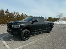 DODGE RAM CUMMINS 2500 LARAMIE TOIT OUVRANT