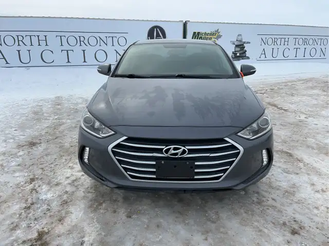 2017 HYUNDAI ELANTRA SE - Photo 2
