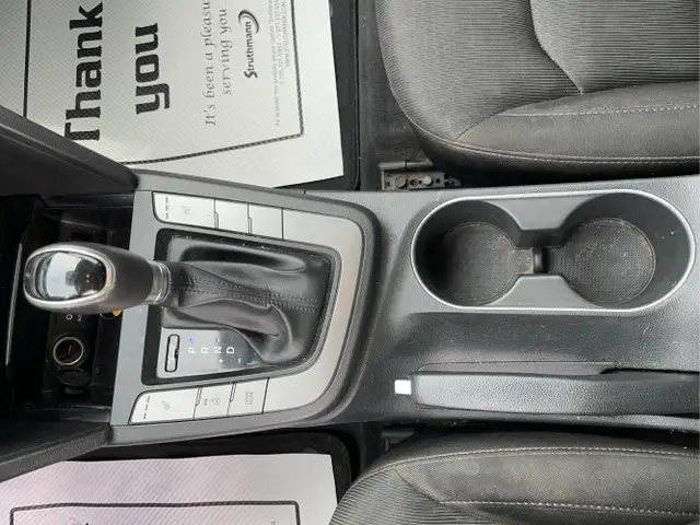 2017 HYUNDAI ELANTRA SE - Photo 17