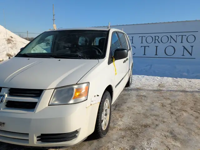 2010 Dodge Grand Caravan - Photo 2