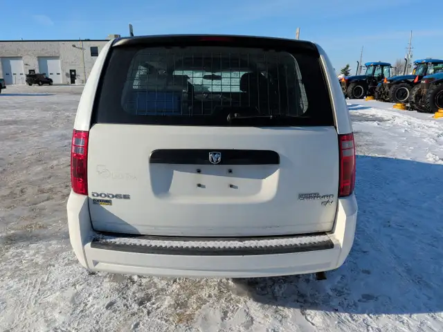 2010 Dodge Grand Caravan - Photo 5