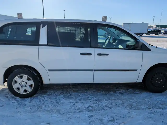 2010 Dodge Grand Caravan - Photo 7