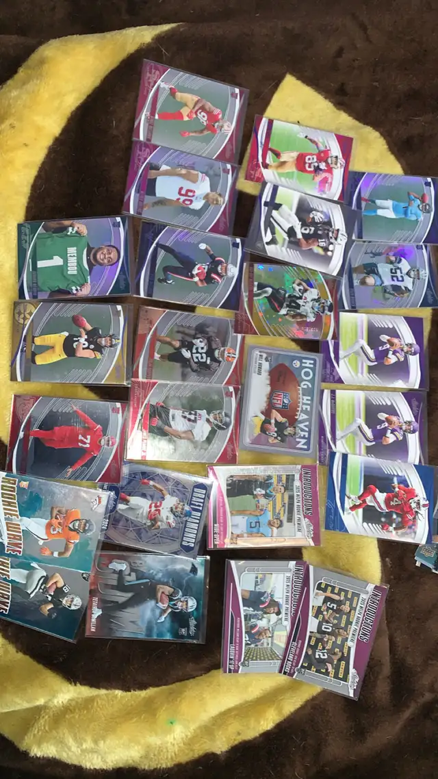 Card Collection $100 - Photo 6