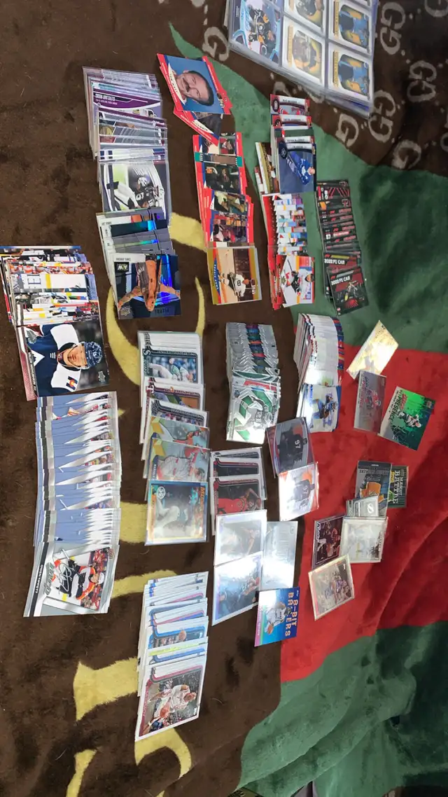 Card Collection $100 - Photo 8