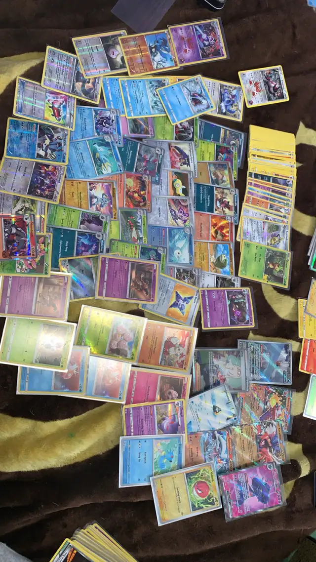 Card Collection $100 - Photo 9