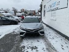 2022 Toyota Camry SE - Photo 7