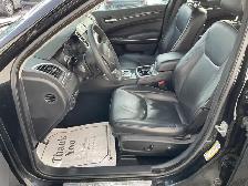 2023 Chrysler 300 Touring-L - Photo 8