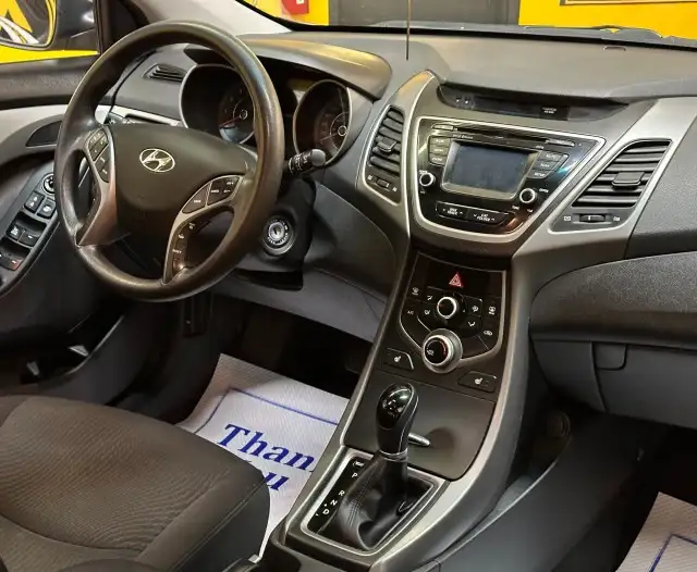 2016 Hyundai Elantra Sport - SUNROOF! BACKUP CAMERA! HEATED SEAT - Photo 12