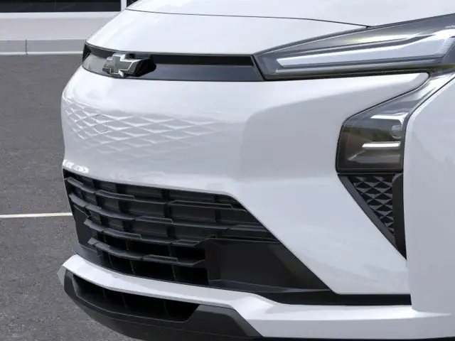 2027 Chevrolet Bolt - Photo 13