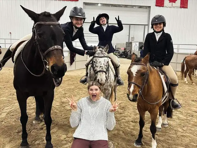 English Riding Lessons-Dutton, ON - Photo 4